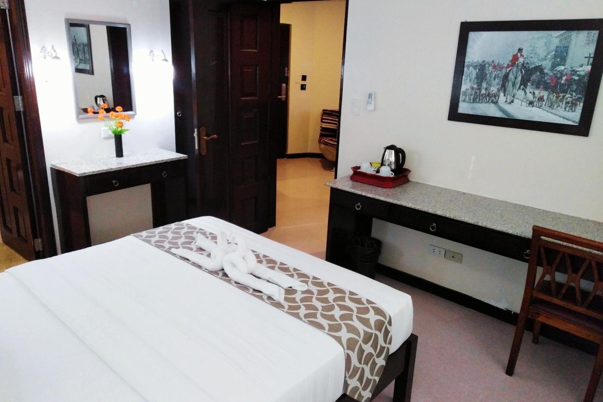 Venezia Suites Hotel Iloilo Δωμάτιο φωτογραφία