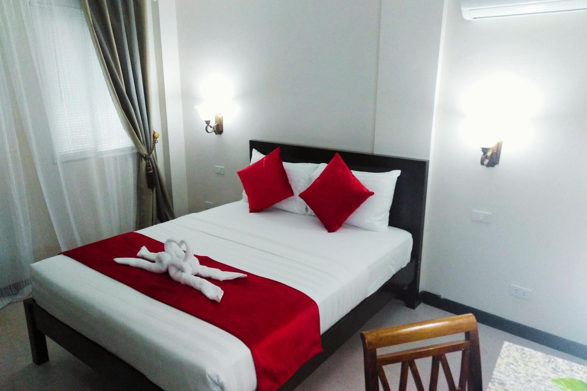 Venezia Suites Hotel Iloilo Δωμάτιο φωτογραφία
