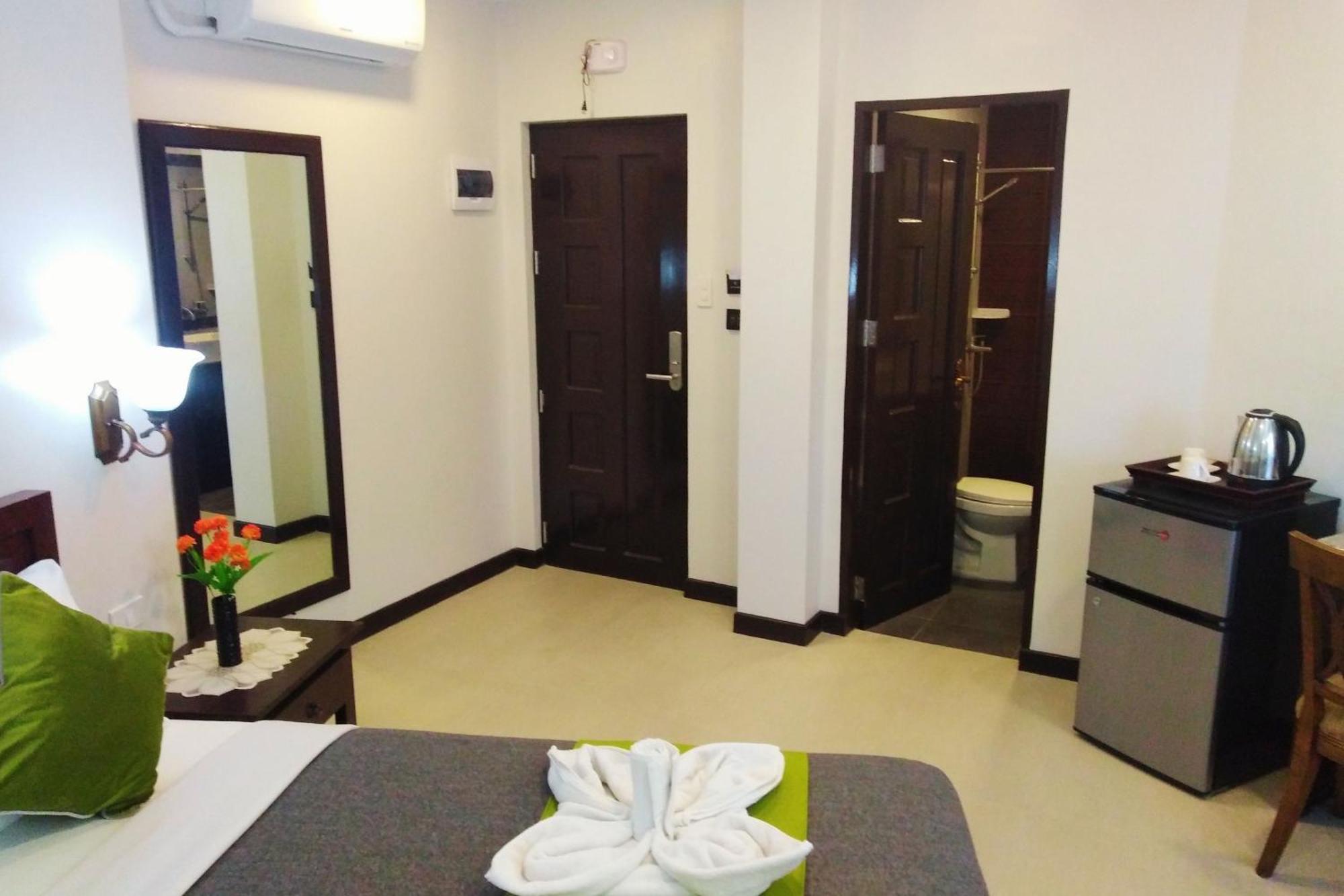 Venezia Suites Hotel Iloilo Δωμάτιο φωτογραφία