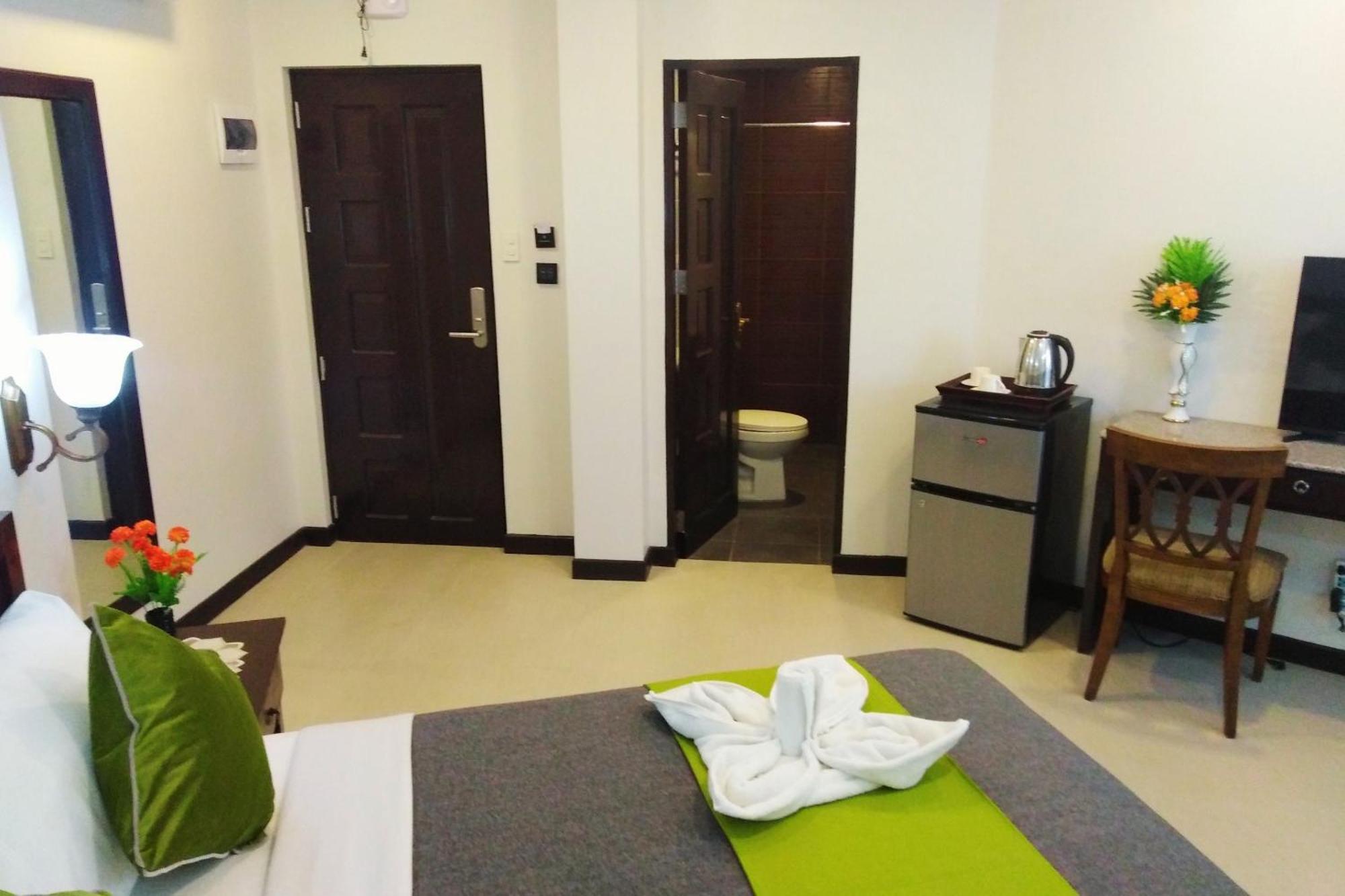 Venezia Suites Hotel Iloilo Δωμάτιο φωτογραφία