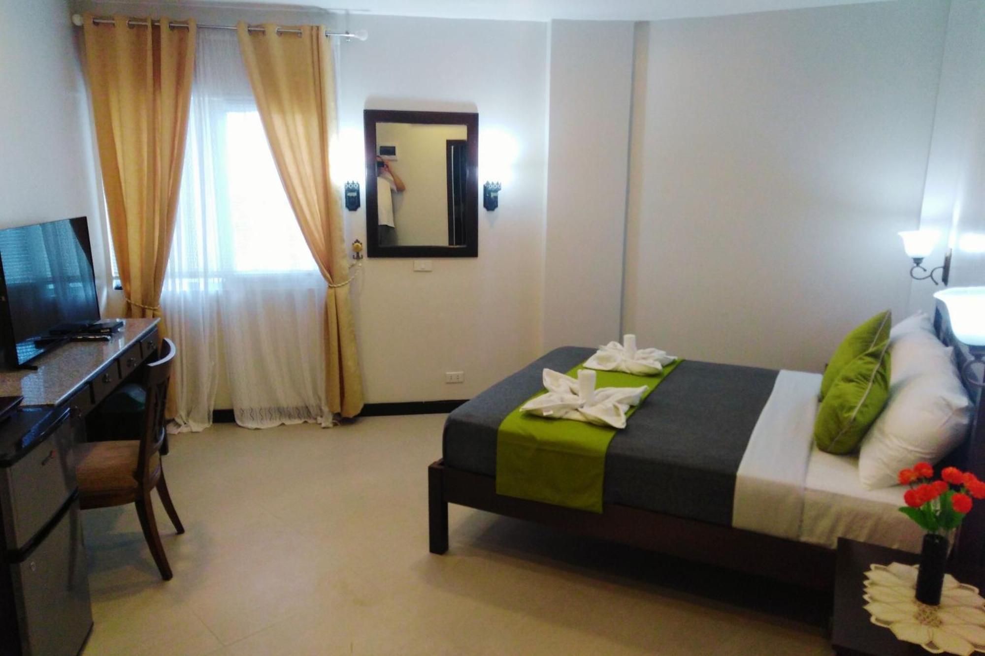 Venezia Suites Hotel Iloilo Δωμάτιο φωτογραφία