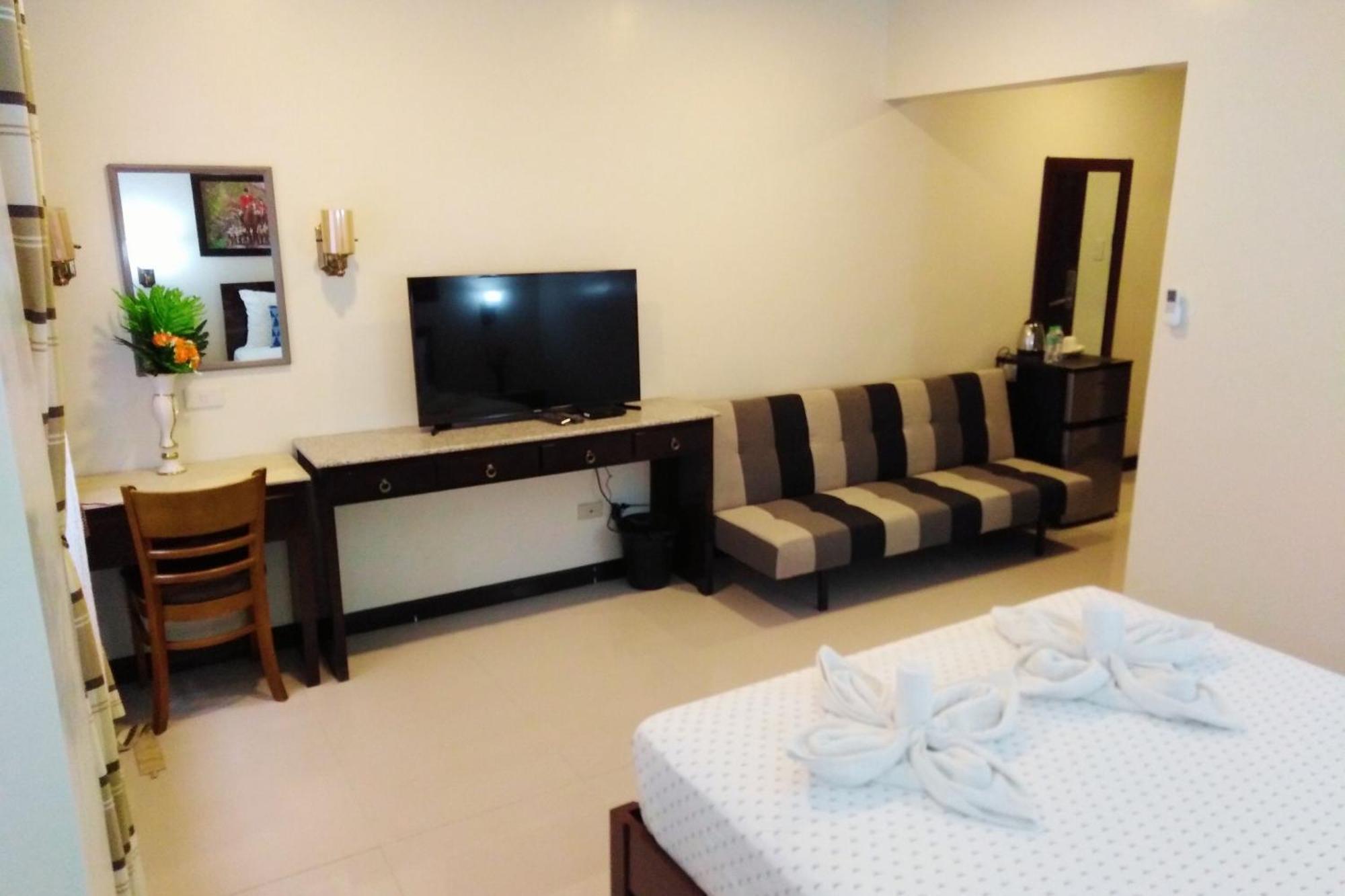 Venezia Suites Hotel Iloilo Δωμάτιο φωτογραφία