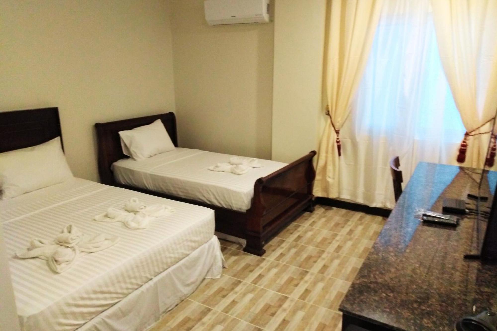 Venezia Suites Hotel Iloilo Δωμάτιο φωτογραφία