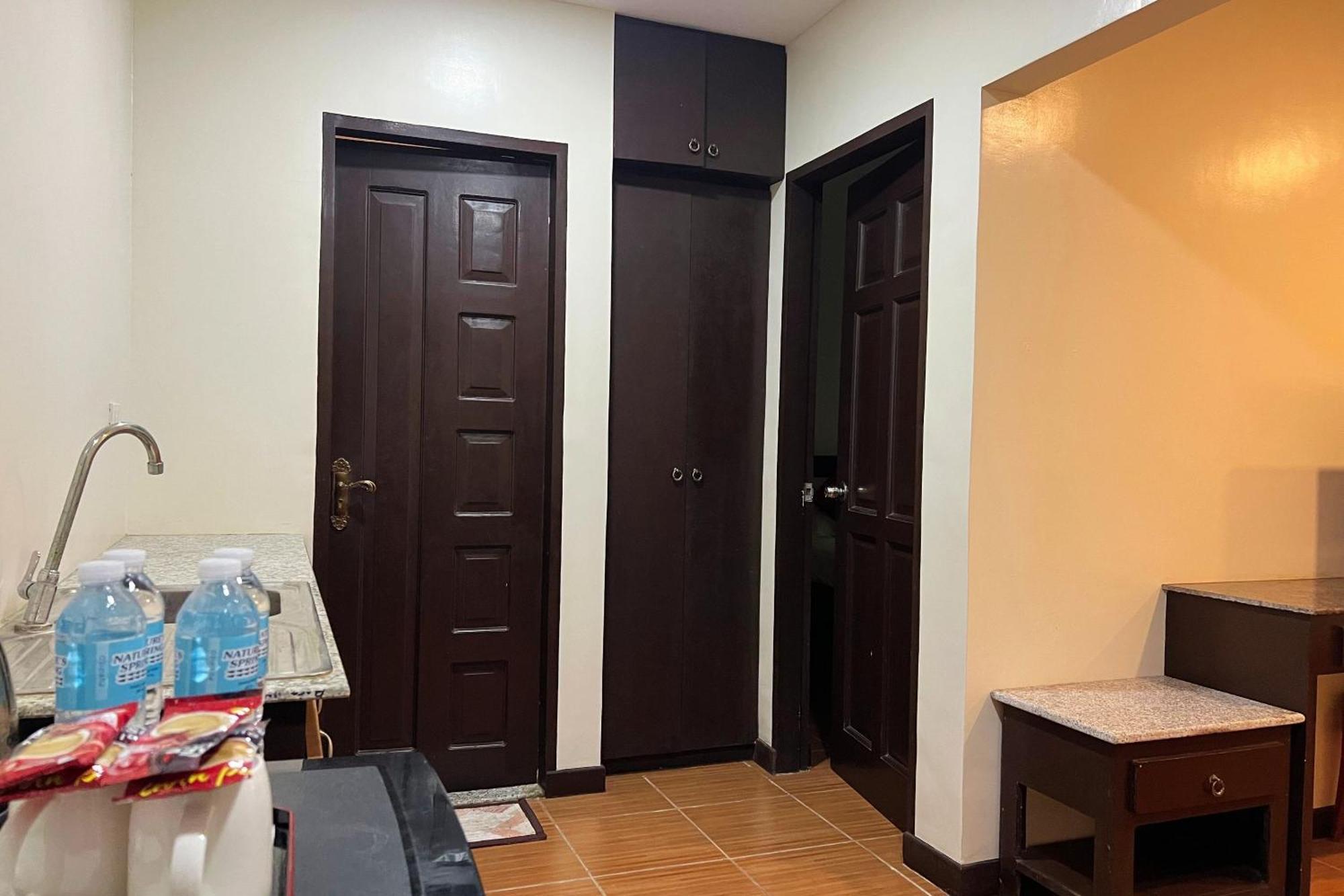 Venezia Suites Hotel Iloilo Δωμάτιο φωτογραφία