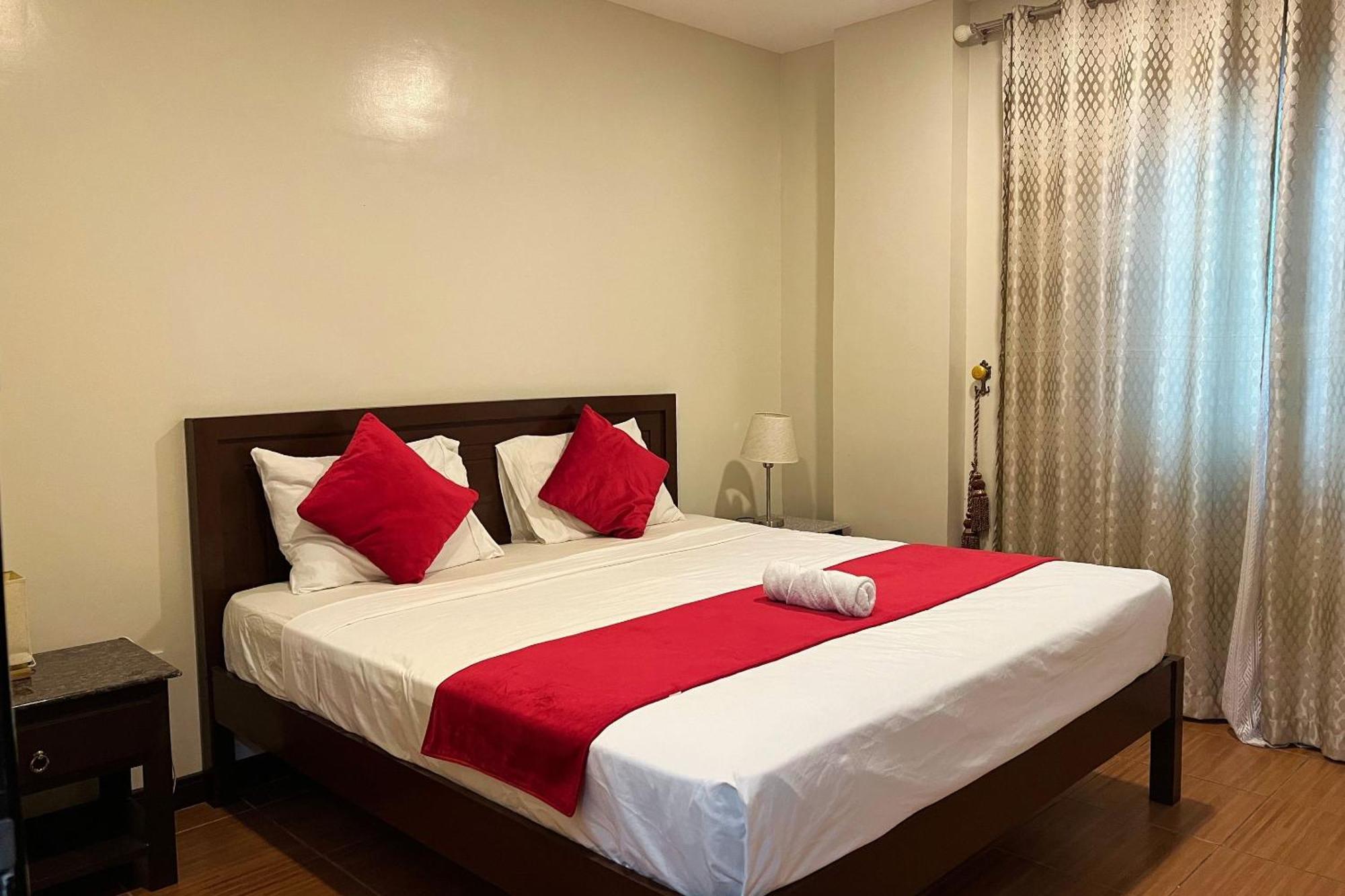 Venezia Suites Hotel Iloilo Δωμάτιο φωτογραφία