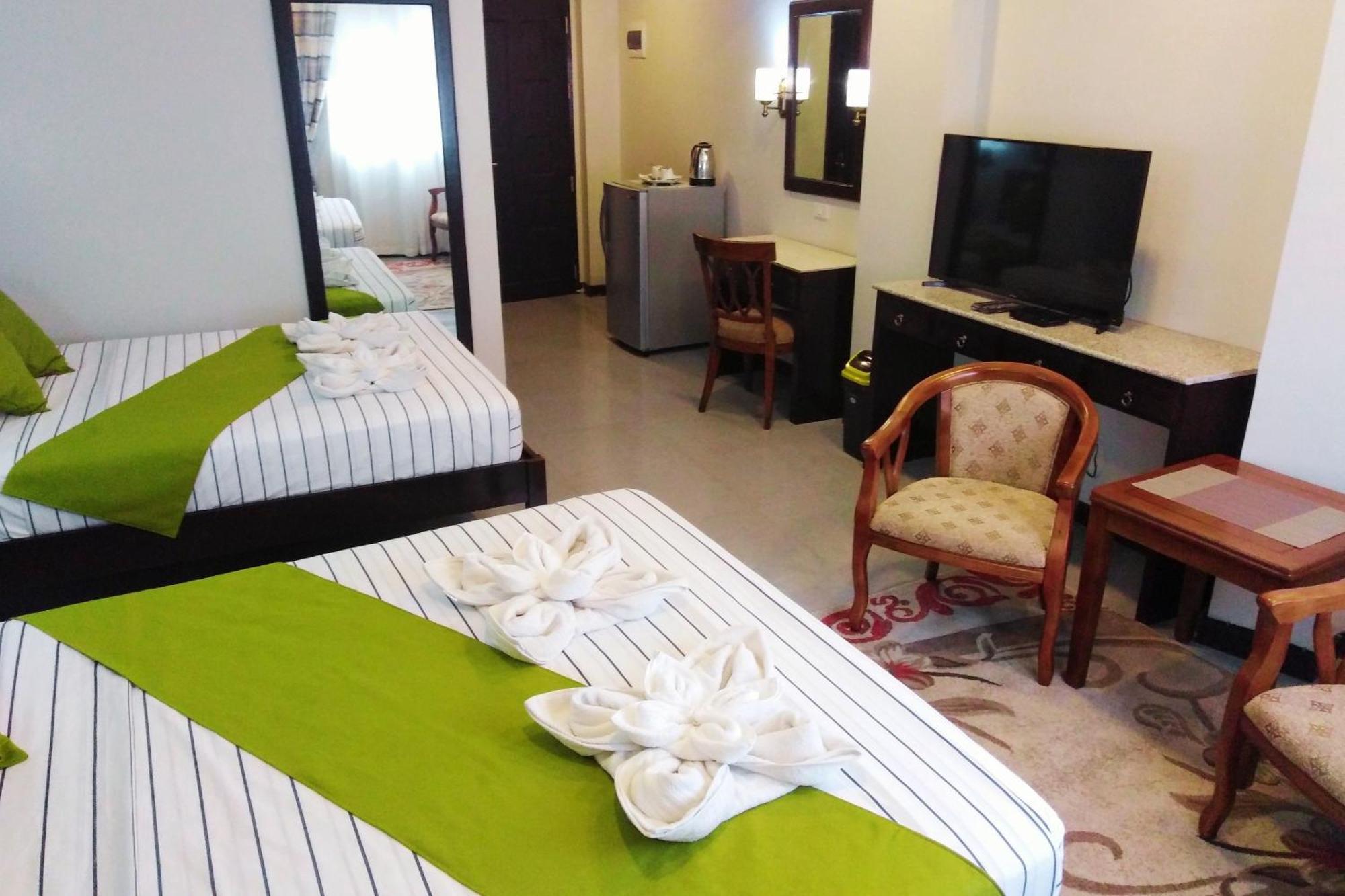 Venezia Suites Hotel Iloilo Δωμάτιο φωτογραφία