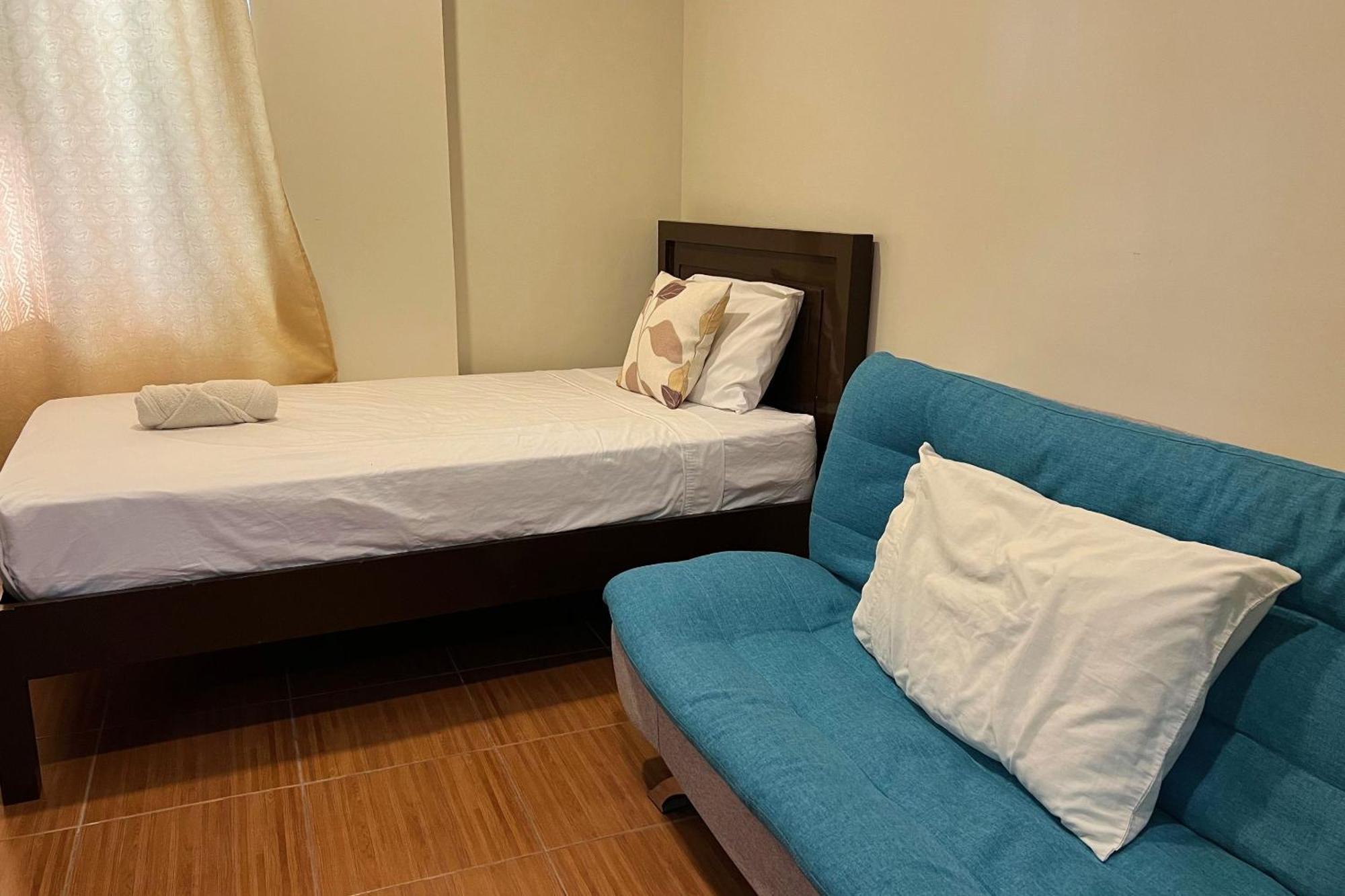 Venezia Suites Hotel Iloilo Δωμάτιο φωτογραφία