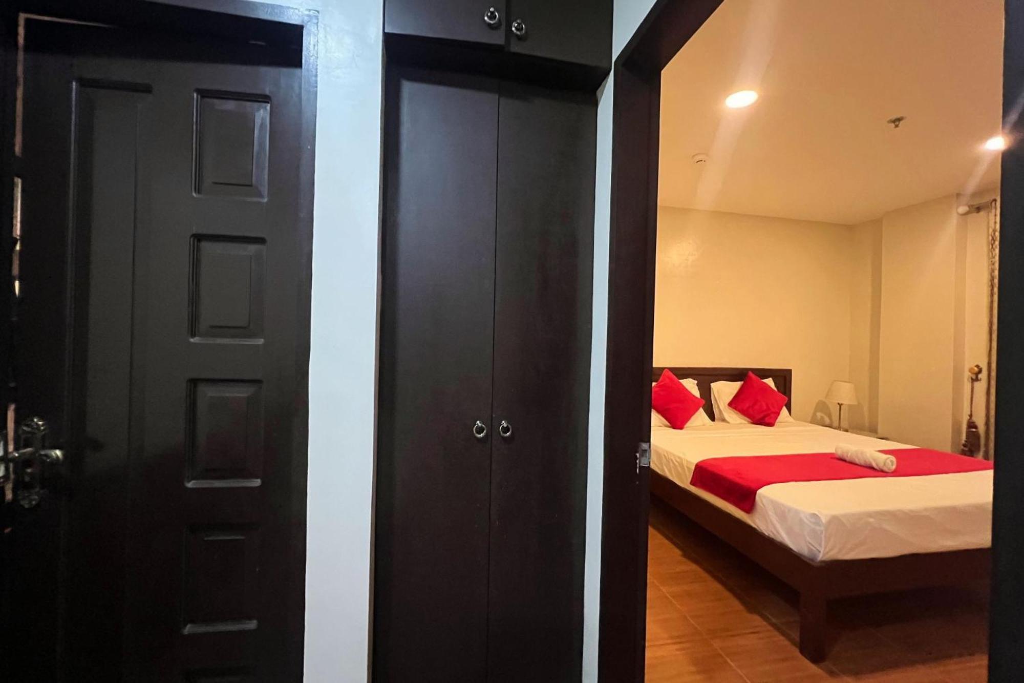 Venezia Suites Hotel Iloilo Δωμάτιο φωτογραφία