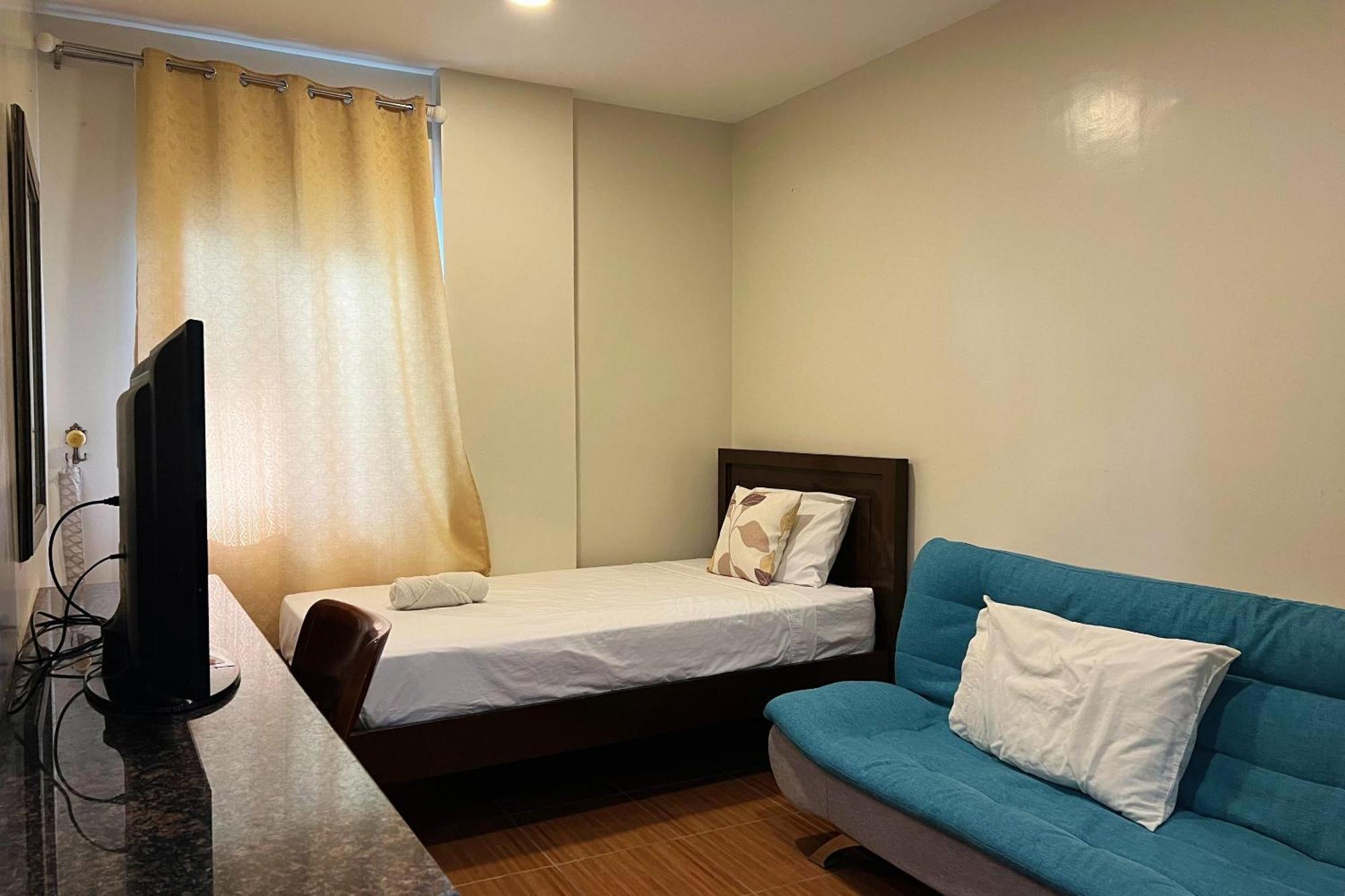 Venezia Suites Hotel Iloilo Δωμάτιο φωτογραφία