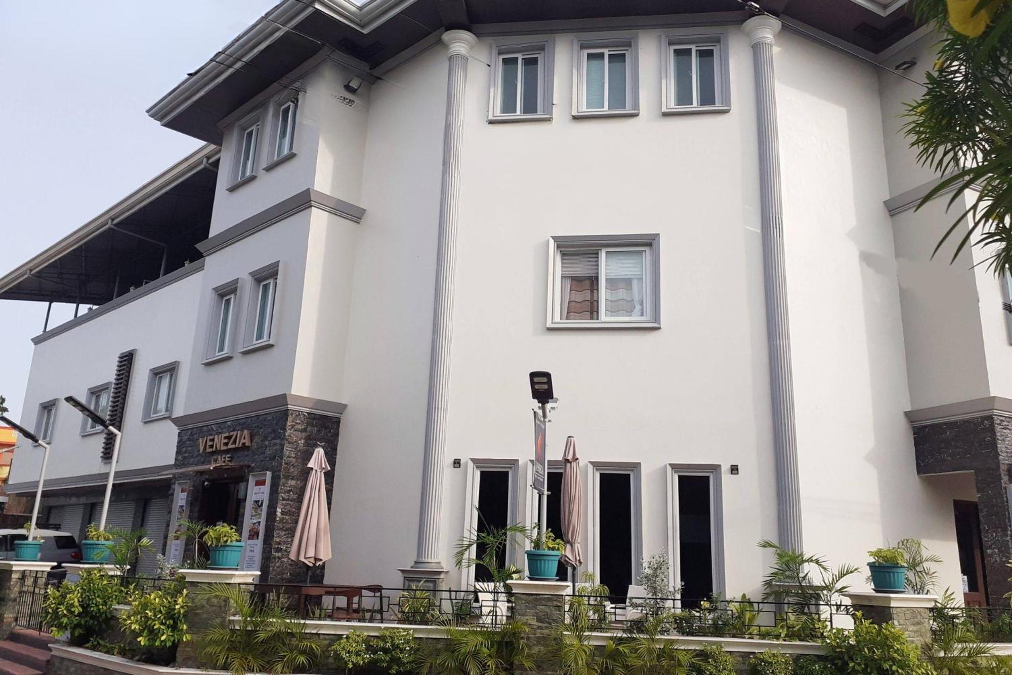 Venezia Suites Hotel Iloilo Εξωτερικό φωτογραφία